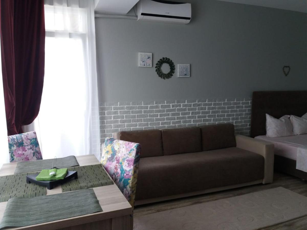 Garsoniera Bibi Mamaia Nord Apartment Luaran gambar